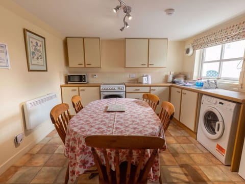 Property, Furniture, Cabinetry, Picture Frame, Wood, Table, Chair, Lighting, Flooring, Interior Design