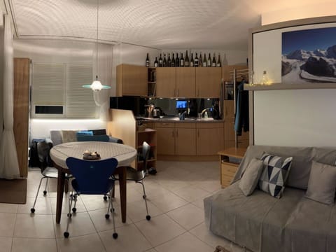 Furniture, Property, Table, Building, Couch, Interior Design, Chair, Floor, Automotive Design, Flooring