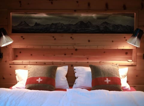 Property, Comfort, Textile, Wood, Bed Frame, Pillow, Bed, Lamp, Hardwood, Tints And Shades