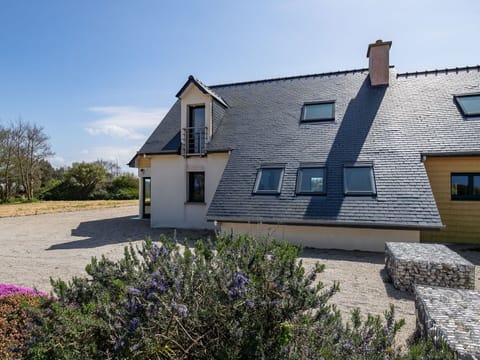 Plant, Sky, Window, Property, Building, Land Lot, House, Tree, Cottage, Flower