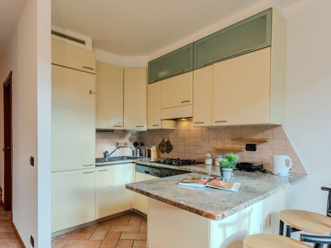 Building, Sky, Plant, Property, Water, Azure, Window, Architecture, Lighting, Interior Design