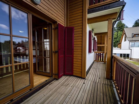 Daytime, Building, Window, Wood, Interior Design, Wood Stain, Door, Shade, Wall
