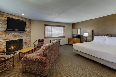 King size bed with fireplace