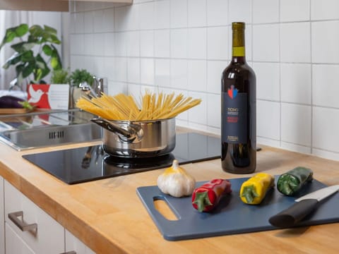 Cloud, Sky, Water, Window, Shade, Body Of Water, Wood, Real Estate, Tints And Shades, Leisure
