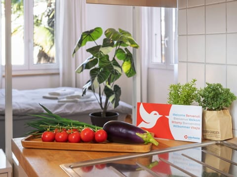 Cloud, Sky, Water, Window, Shade, Body Of Water, Wood, Real Estate, Tints And Shades, Leisure