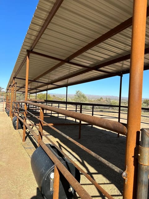 10 covered pens for your horses