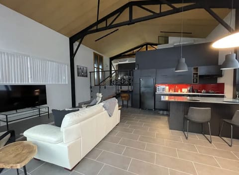 Plenty of space to relax after a long day of play.