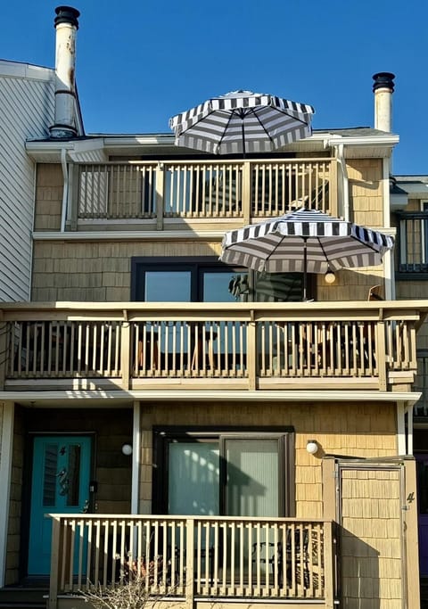 3 Decks for Sunset Views
