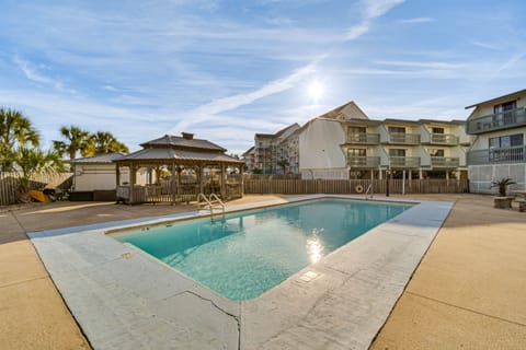 Gulf Shores Vacation Rental | 2BR | 2BA | 1,088 Sq Ft | Steps to Enter