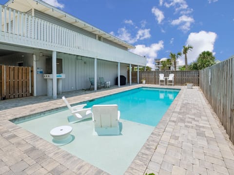 Welcome to Coastal Cottage!