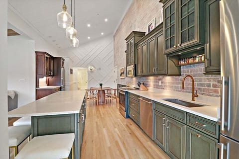 Beautiful renovated kitchen