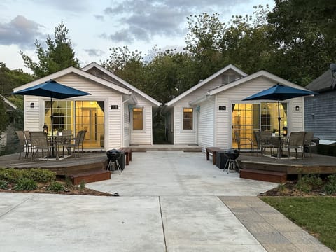 Mirror-image twin cottages that are family-friendly and dog welcoming