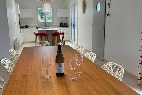 Kitchen - dining area