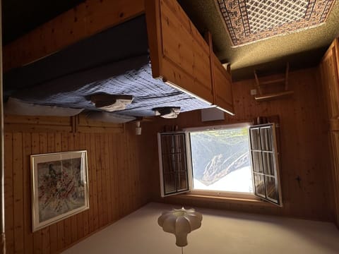 Brown, Building, Property, Wood, Window, Interior Design, Architecture, House, Floor