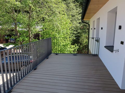 Property, Plant, Wood, Tree, Building, Fence, Wood Stain, Composite Material, Shade