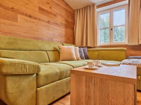 Furniture, Window, Comfort, Table, Wood, Textile, Shade, Interior Design, Building, Lamp