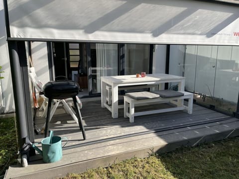 Water, Sky, Property, Plant, Azure, Swimming Pool, Tree, Leisure, Shade, Building