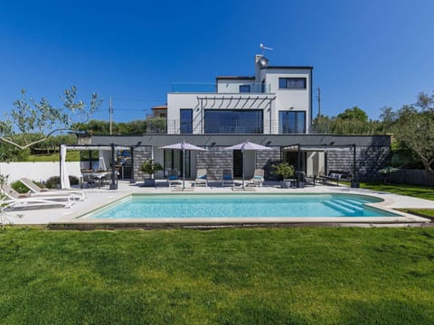 Swimming Pool, Estate, Villa, Resort, Mansion, Shade, Landscaping, Hacienda, Eco Hotel, Farmhouse