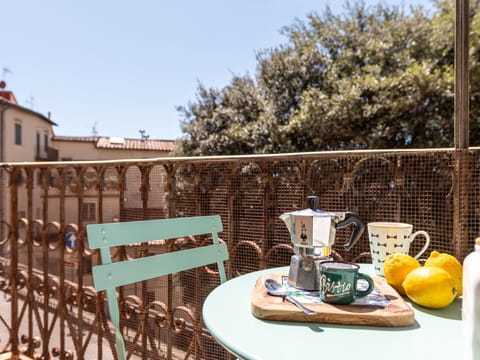 Sky, Property, Tableware, Table, Plant, Window, Fruit, Outdoor Furniture, Food, Chair