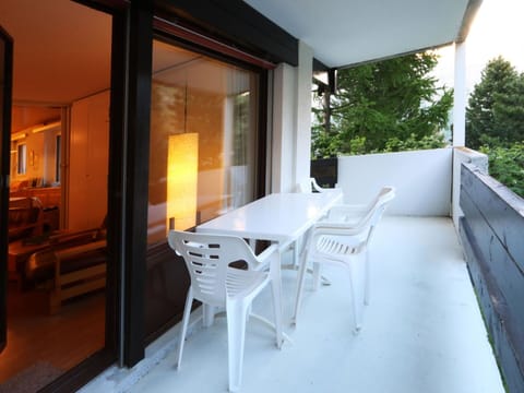 Furniture, Property, Table, Chair, Interior Design, Architecture, Wood, Shade, Floor, Wall