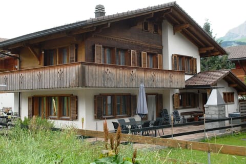 Plant, Building, Window, Sky, Wood, House, Land Lot, Rural Area, Tree, Cottage