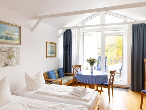 Furniture, Plant, Table, Picture Frame, Window, Azure, Building, Comfort, Decoration, Houseplant