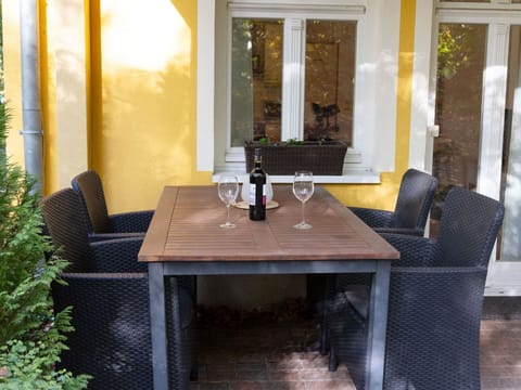 Table, Furniture, Property, Bottle, Window, Building, Comfort, Couch, Plant, Houseplant