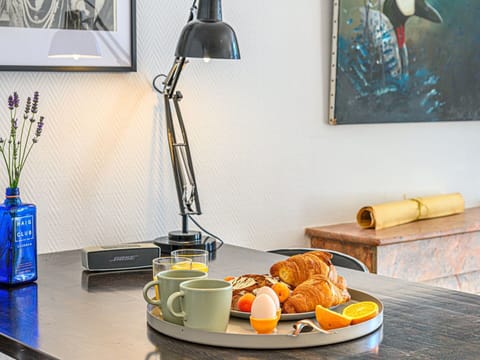 Furniture, Table, Sky, Chair, Wood, Interior Design, Tree, Floor, Shade, Building