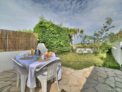 Furniture, Table, Sky, Chair, Wood, Interior Design, Tree, Floor, Shade, Building