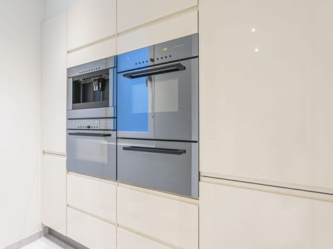 Cabinetry, Kitchen Appliance, House, Home Appliance, Refrigerator, Building, Gas, Major Appliance, Flooring, Kitchen