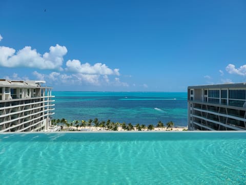 Rooftop Pool