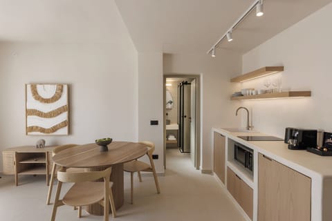 Kitchen and dinning table