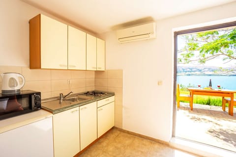Apartment 3