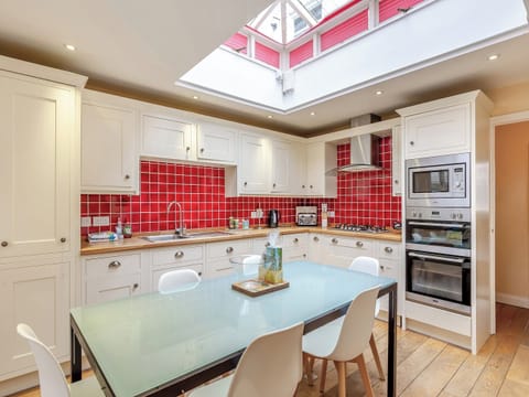 Kitchen | Bridge View, Weymouth