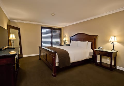 Unit with King size bed