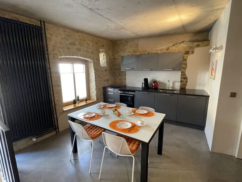 Table, Furniture, Property, Wood, Interior Design, Lighting, Couch, Architecture, Flooring, Living Room