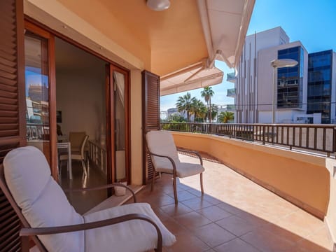 Furniture, Property, Shade, Wood, Plant, Interior Design, Sky, Chair, Flooring, Floor