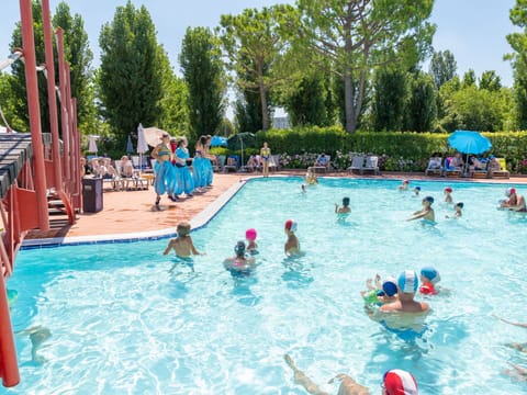 Water, Swimming Pool, Sky, Outdoor Recreation, Tree, Leisure, Recreation, Fun, Sports, Leisure Centre