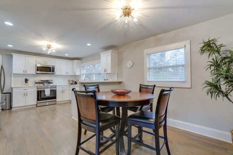 Dining Area | Dishware/Flatware | Trash Bags/Paper Towels