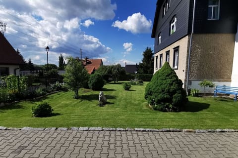 Garden [summer]