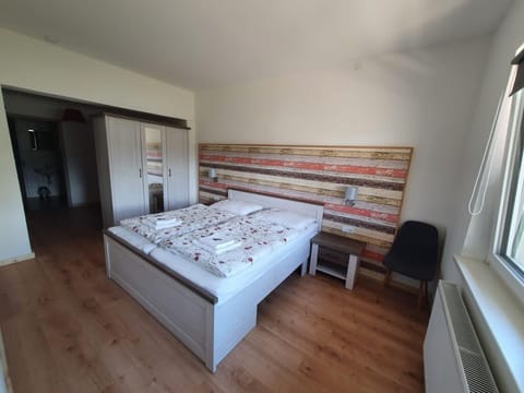 App4 1DZ + WZ Couch-terasse-see/berg Blick - Appartement Haus Starfach Apartment in Carinthia, Austria