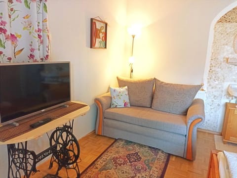 Ferienwohnung Typ A für 2 Personen mit Balkon - Gästehaus Schiefer Bed and Breakfast in Spittal an der Drau