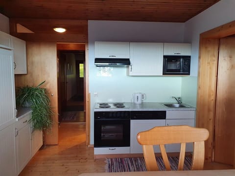 Ferienwohnung Lärchenwald - Kinderbauernhof Wicherle Farm Stay in Carinthia, Austria