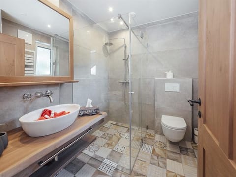 Granat-zirbenzimmer - Bio- und Vitalbauernhof Bacherhof Farm Stay in Spittal an der Drau