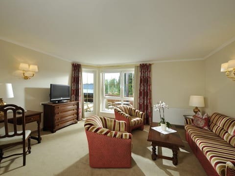 Suite "hafen" bis 4 Nächte mit Frühstück - Romantik SPA Hotel Seefischer am Seesuperior House in Carinthia, Austria