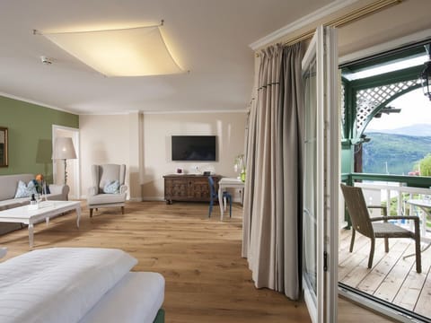 Suite "seevilla" bis 4 Nächte mit Frühstück - Romantik SPA Hotel Seefischer am Seesuperior House in Carinthia, Austria