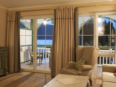 Suite "seevilla" bis 4 Nächte mit Frühstück - Romantik SPA Hotel Seefischer am Seesuperior House in Carinthia, Austria