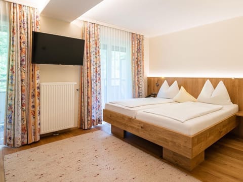 Standard-zimmer mit Balkon - Hotel Alexanderhof Bed and Breakfast in Spittal an der Drau