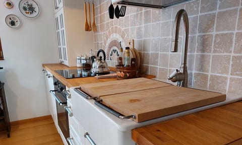 Appartement Jodler - Jodler Apartment in Carinthia, Austria