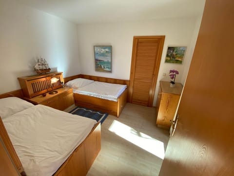 Ferienwohnung Westblick - Haus am Hügel Apartment in Carinthia, Austria